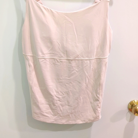 US Rally Tank (M) - Picture 4 of 6